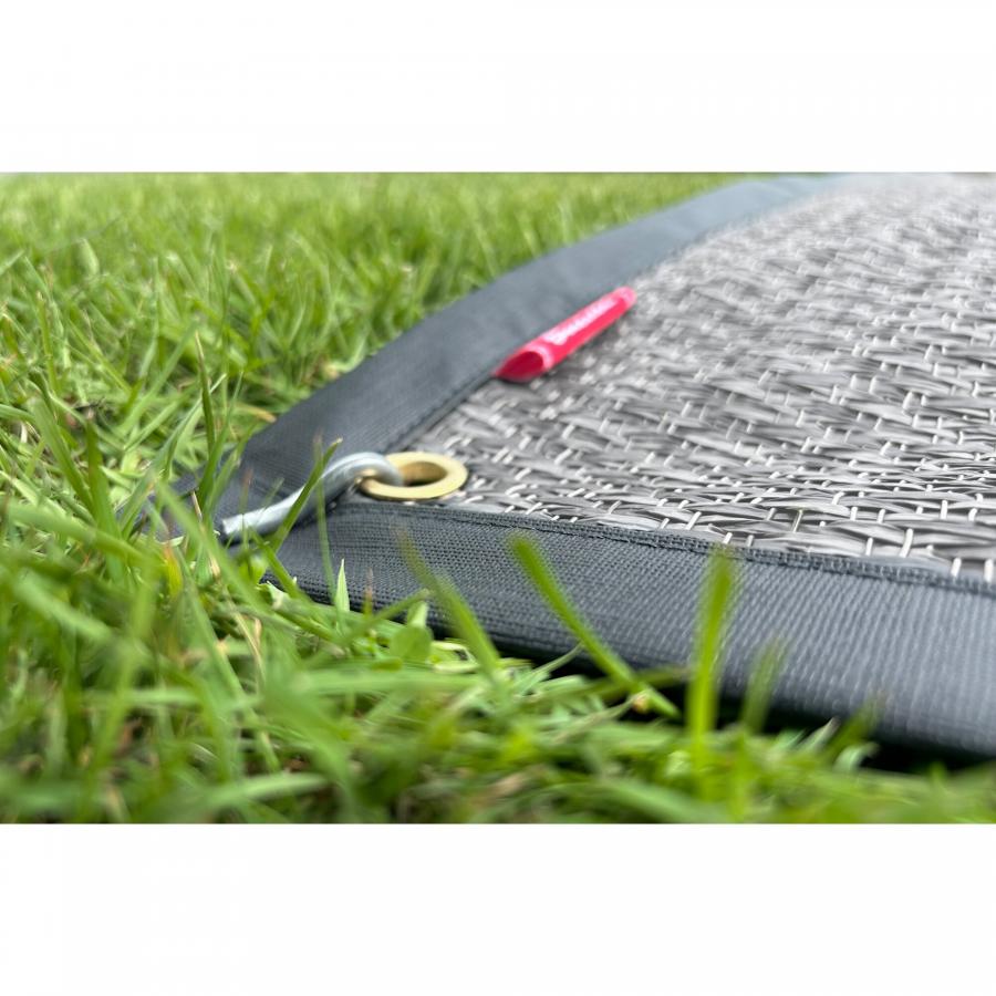 Product image 1 of the product “Markisenteppich Isabella mit Ösen ”